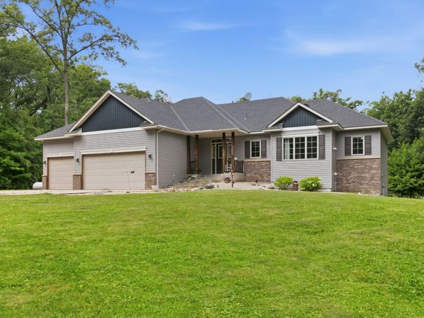 6359 301st Avenue NE, North Branch, MN 55056