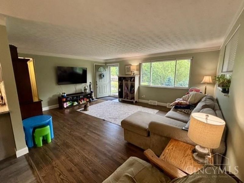 6121 Connie Lane, Green Township, OH 45233 Photo 6