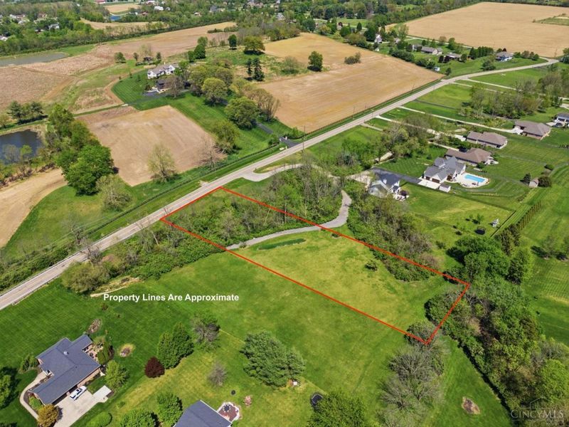 1229 E Pekin Road, Lebanon, OH 45036 Photo 1