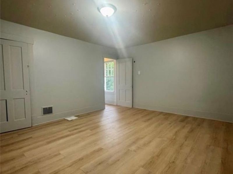 556 W Myrtle Avenue, Youngstown, OH 44511 Photo 10