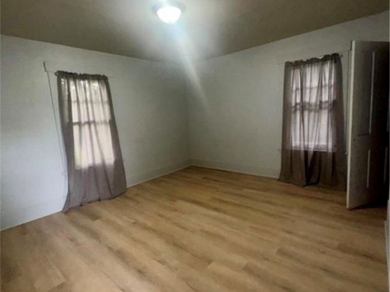 556 W Myrtle Avenue, Youngstown, OH 44511 Photo 11