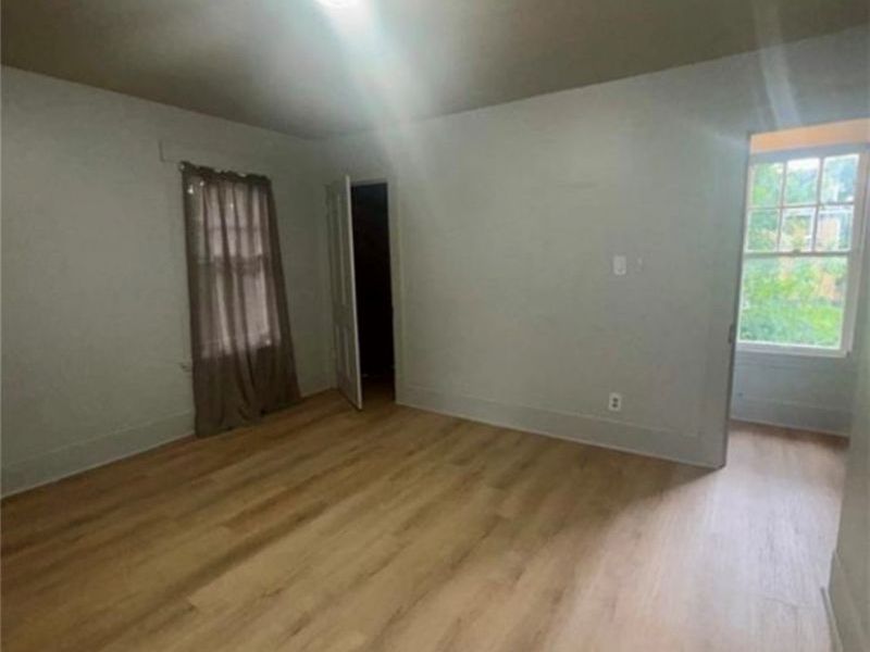 556 W Myrtle Avenue, Youngstown, OH 44511 Photo 12