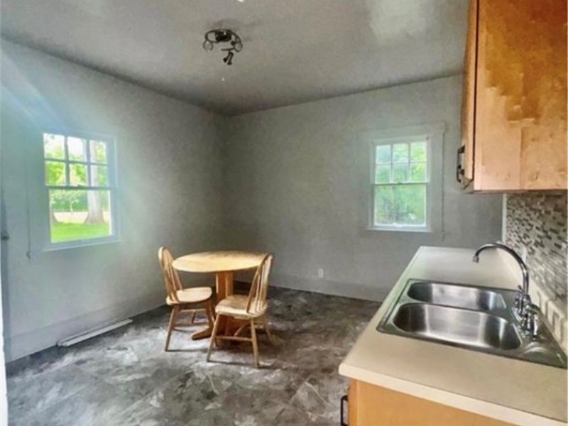 556 W Myrtle Avenue, Youngstown, OH 44511 Photo 6