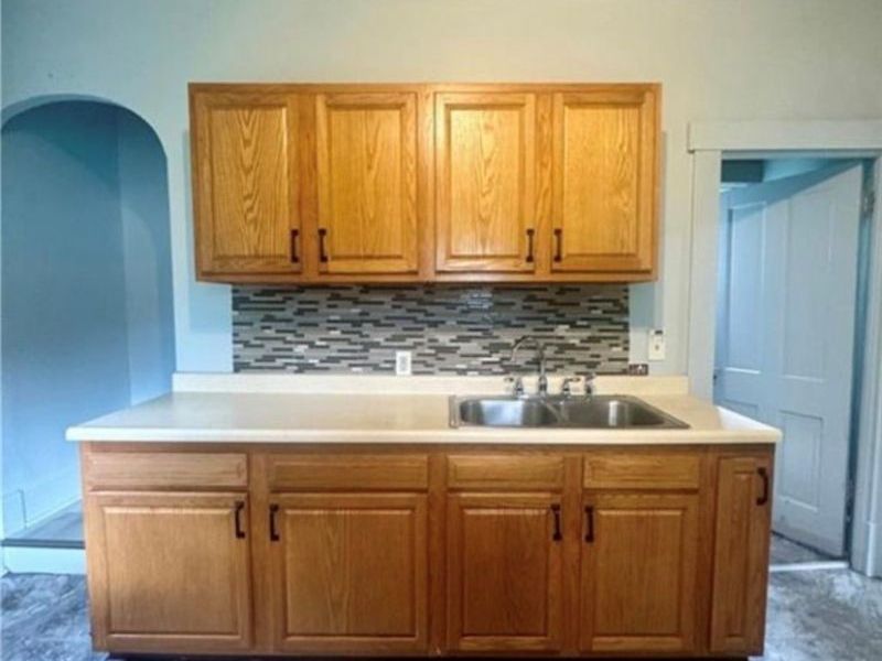 556 W Myrtle Avenue, Youngstown, OH 44511 Photo 8