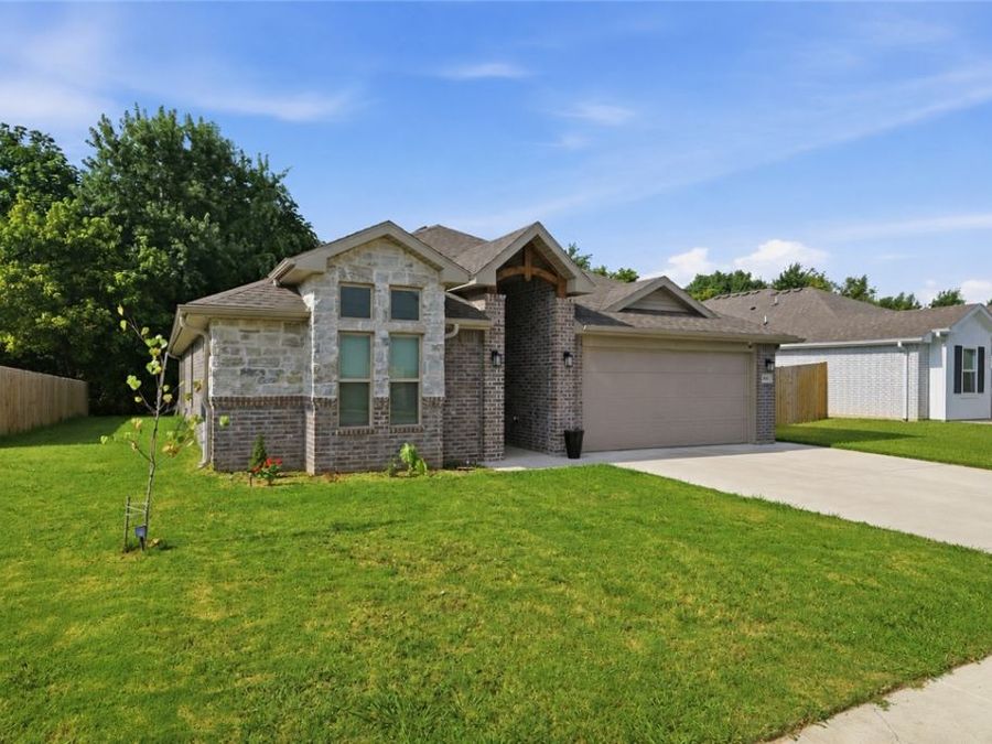 Property Image 4