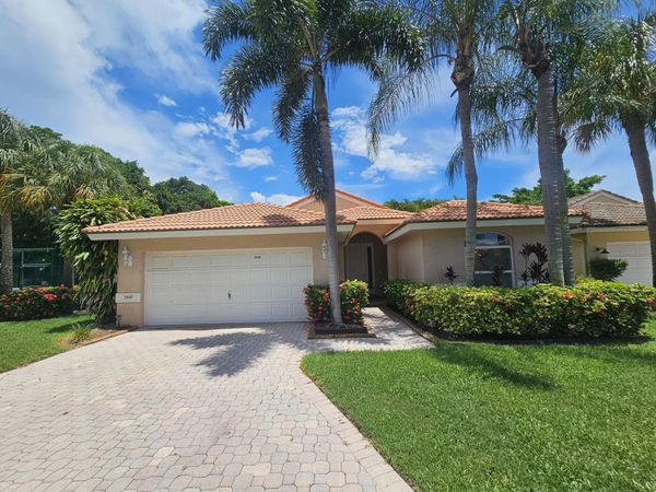 5449 Grande Palm Circle, Delray Beach, FL 33484