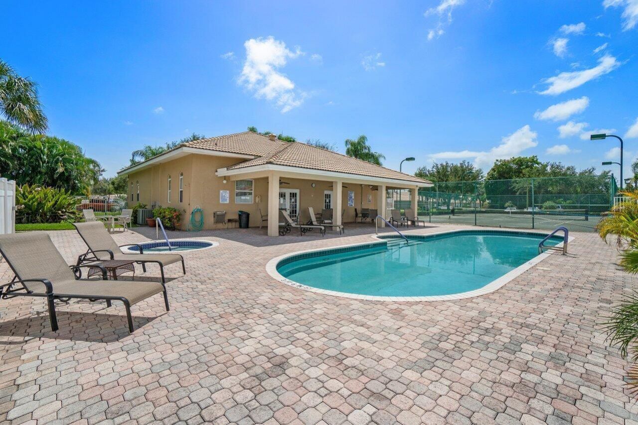 5449 Grande Palm Circle, Delray Beach, FL 33484 Photo