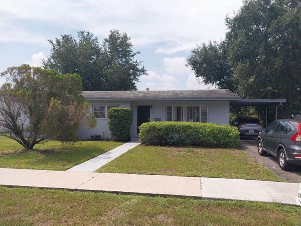 780 NW 179th Street, Miami Gardens, FL 33169