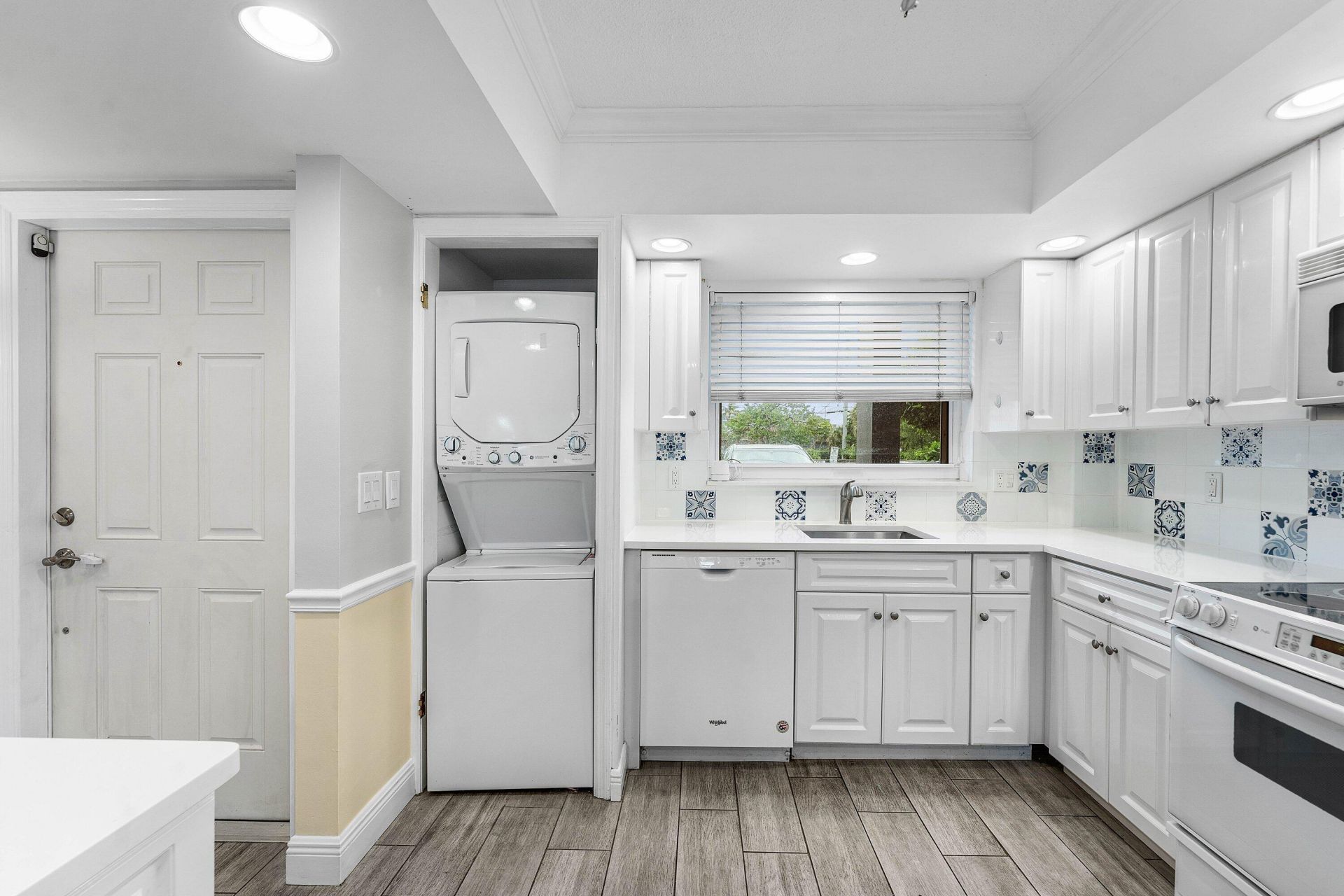 3031 NE 51st Street, Unit 106W, Fort Lauderdale, FL 33308 Photo
