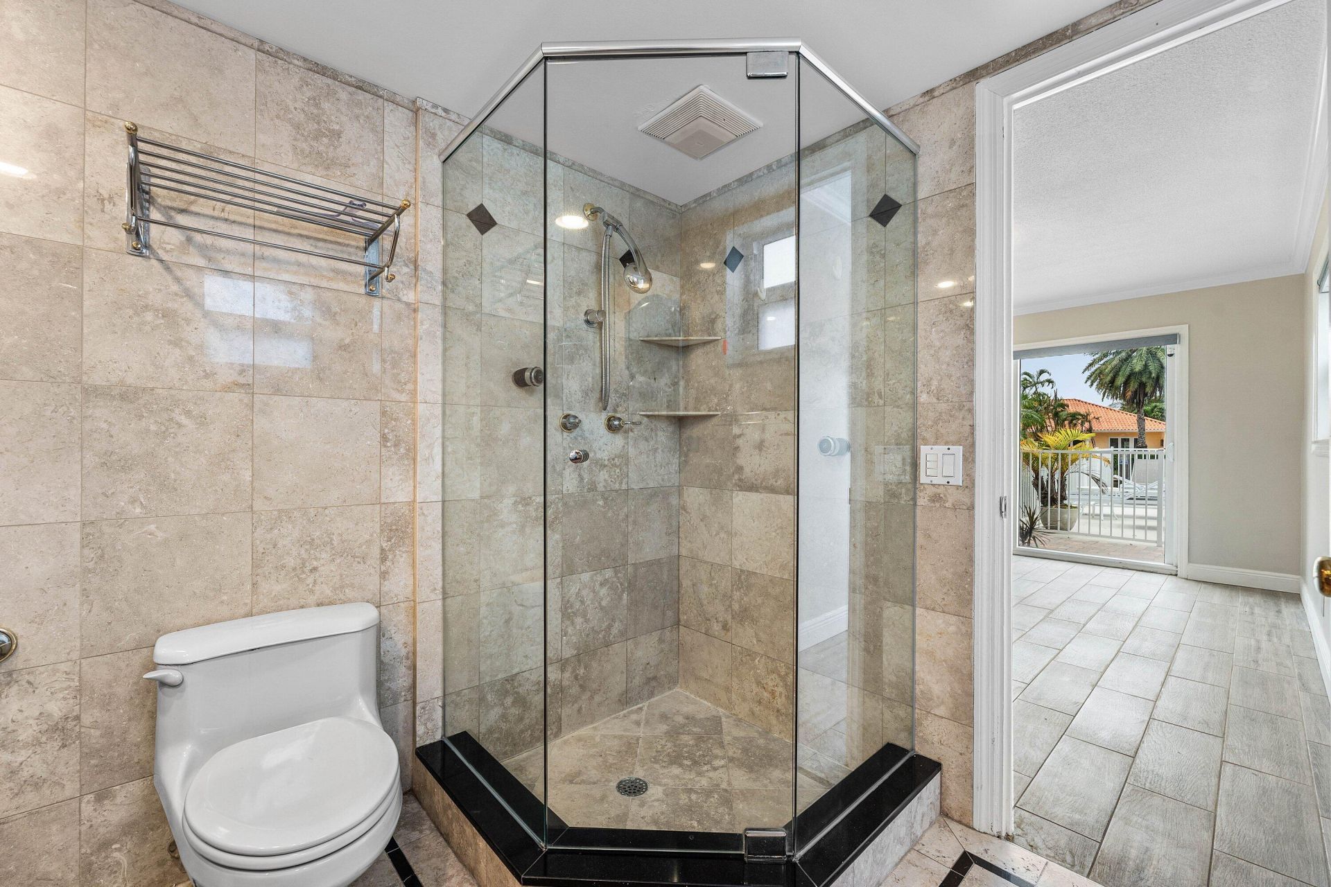 3031 NE 51st Street, Unit 106W, Fort Lauderdale, FL 33308 Photo