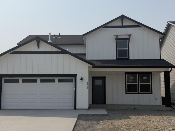 2787 N Vega St, Post Falls, ID 83854