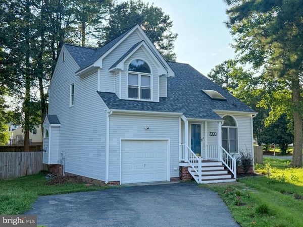 7000 KOUFAX COURT, NORTH CHESTERFIELD, VA 23234