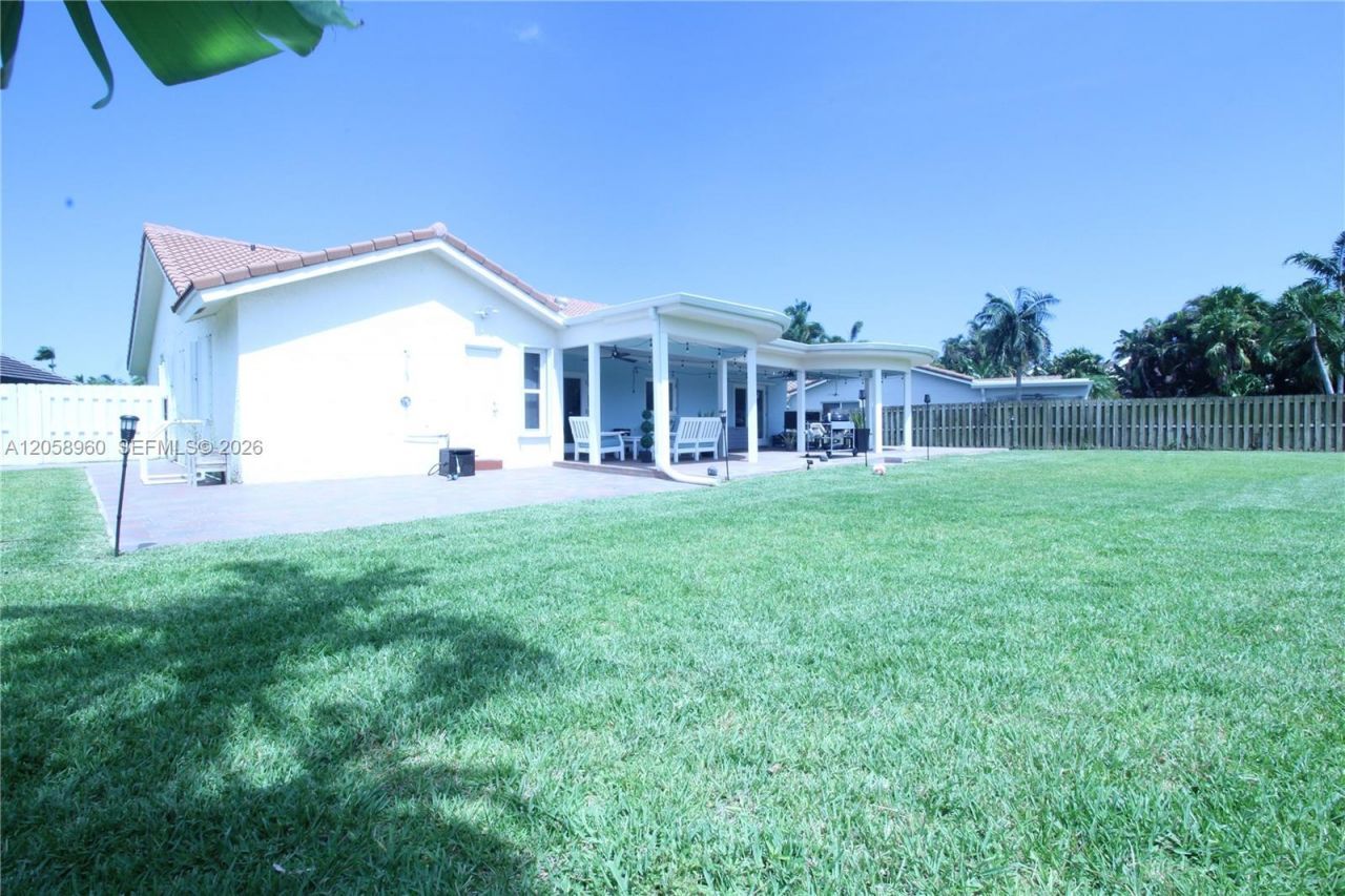 6486 Woodbury Rd , Boca Raton, FL 33433 Photo