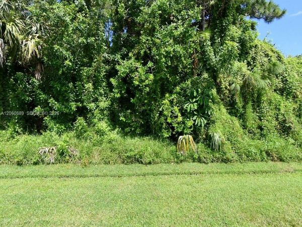 1361 Proctor Ln , Port St. Lucie, FL 34983