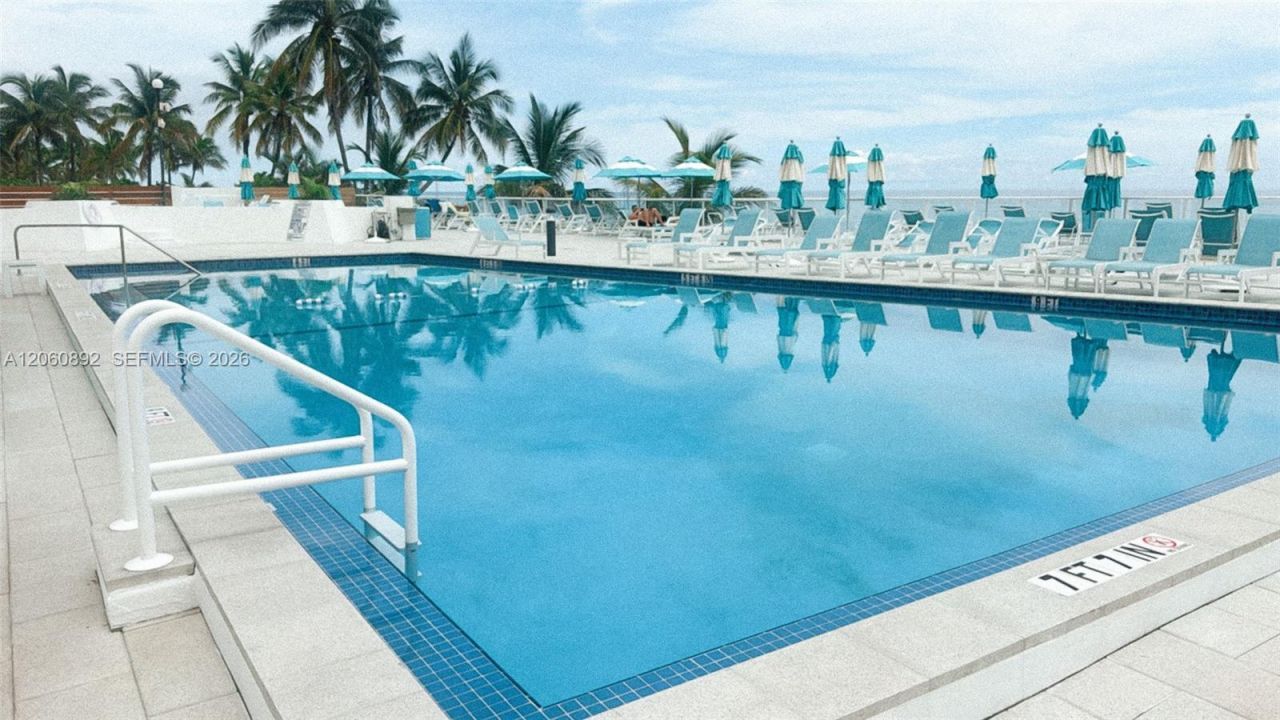 3140 S Ocean Dr, Unit 2403, Hallandale Beach, FL 33009 Photo