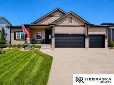 17614 Musket Street, Omaha, NE 68136