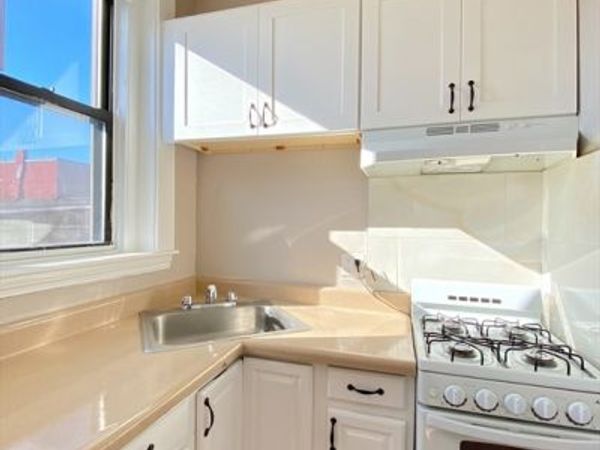 124 Central Ave, Unit 33, Lynn, MA 01901