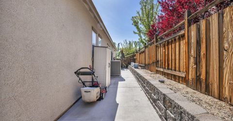 7098 Voyage Drive, Sparks, NV 89436 Photo