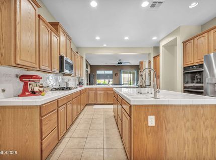 7098 Voyage Drive, Sparks, NV 89436 Photo