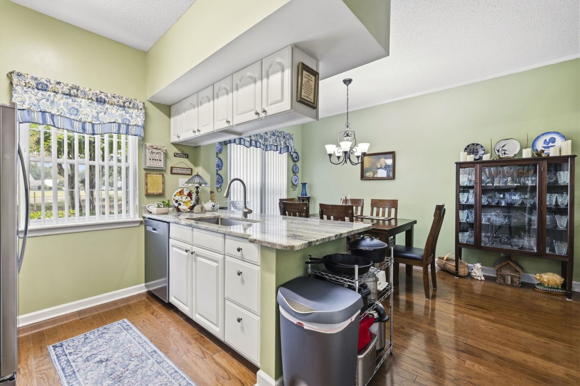 400 Willow Green Dr.  Photo 10
