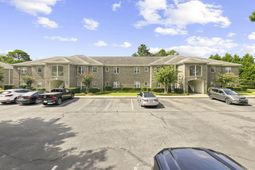 400 Willow Green Dr.  photo 4