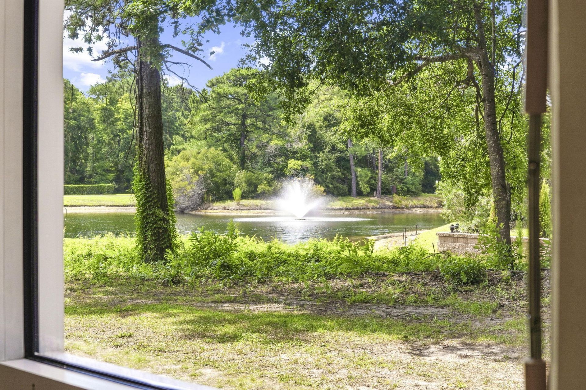 400 Willow Green Dr.  Photo 32