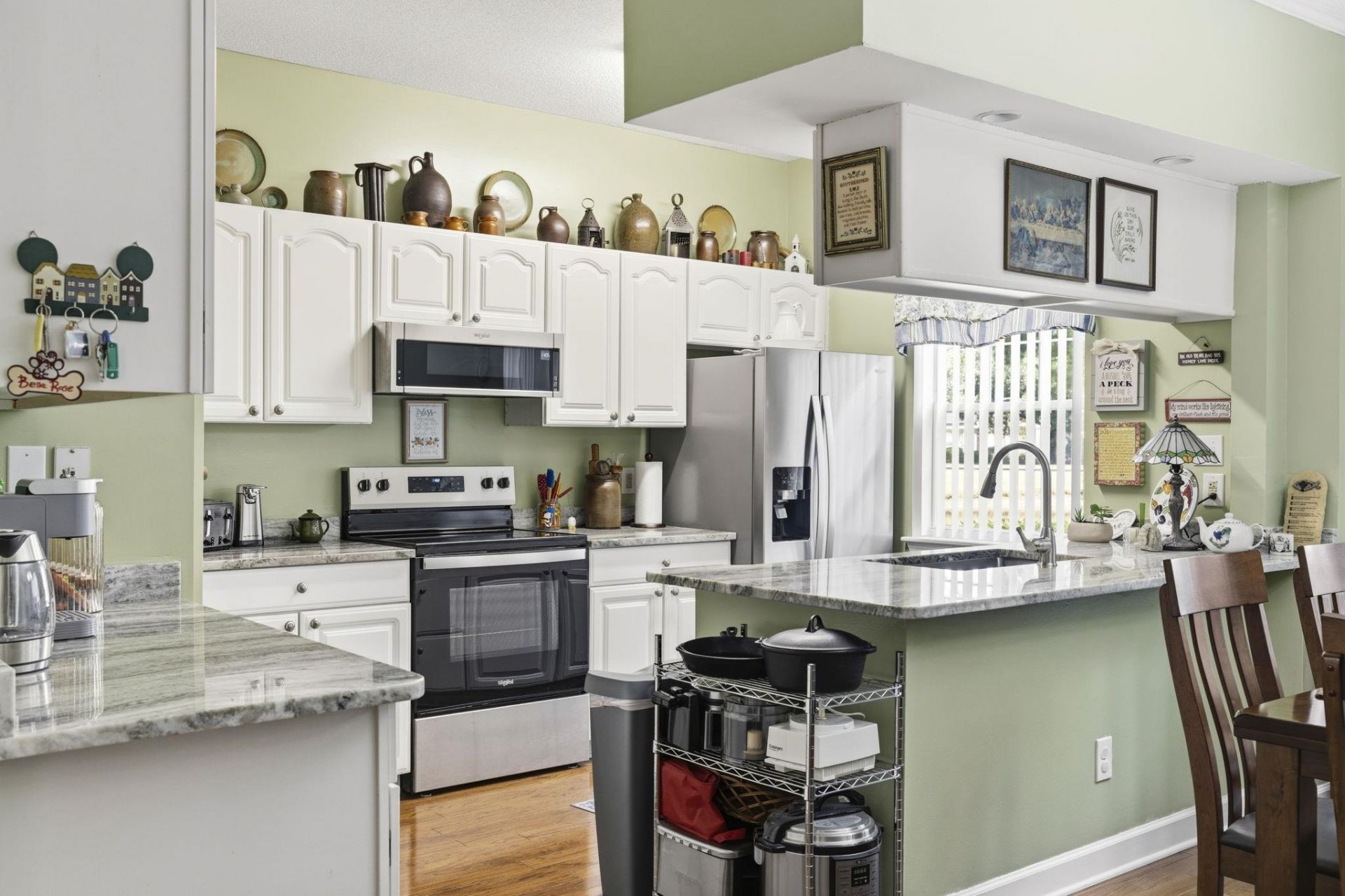 400 Willow Green Dr.  Photo 8