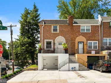 6000 NEWTOWN AVENUE, PHILADELPHIA, PA 19111