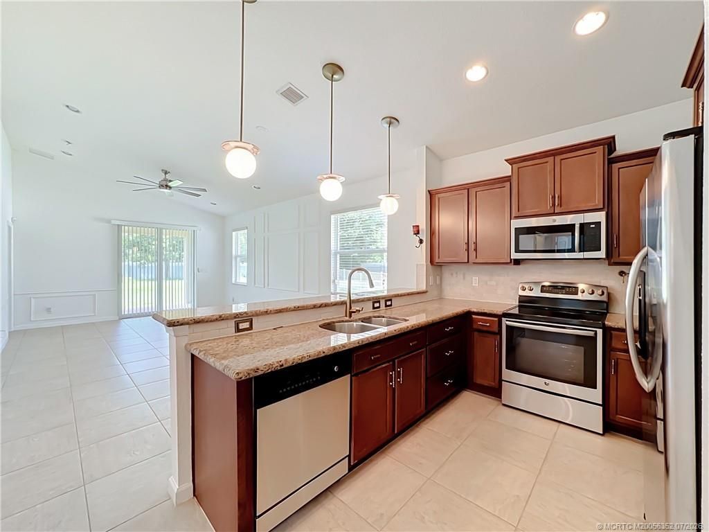 2693 SW Gallery Circle, Palm City, FL 34990 Photo