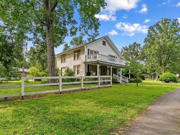 51 N Cedar Street , Menlo, GA 30731