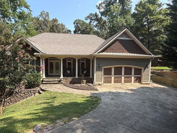110 N Cypress Ct , Waleska, GA 30183