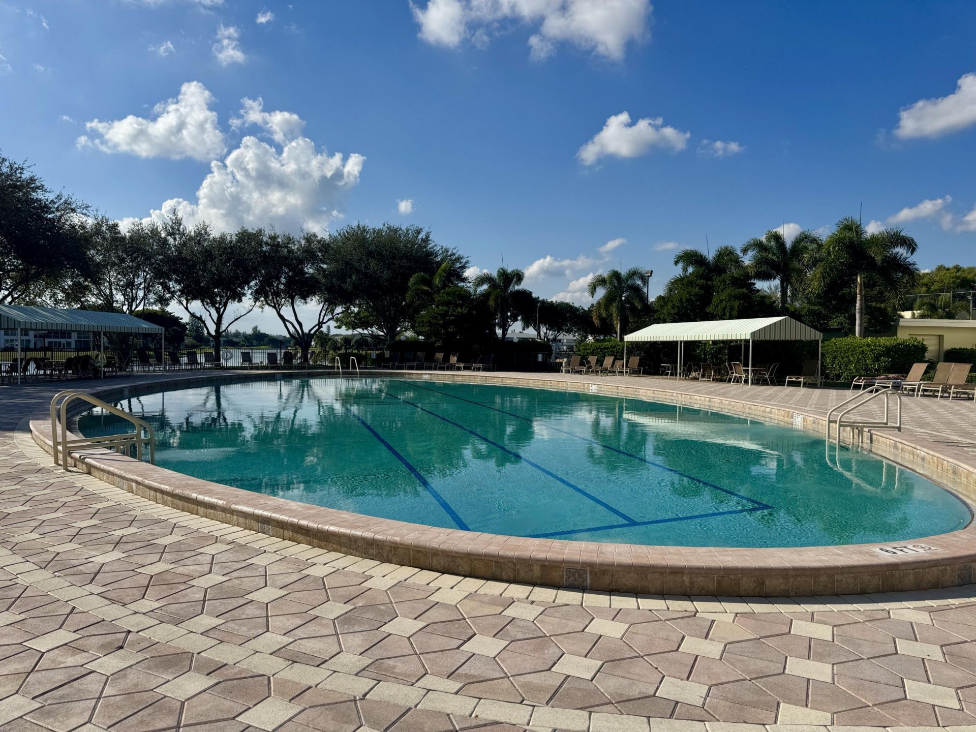 148 Bedford F, West Palm Beach, FL 33417 Photo