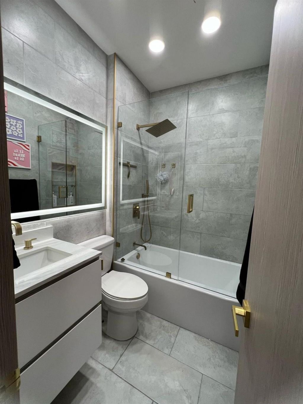 2331 NW 96th Terrace, Unit 17H, Pembroke Pines, FL 33024 Photo