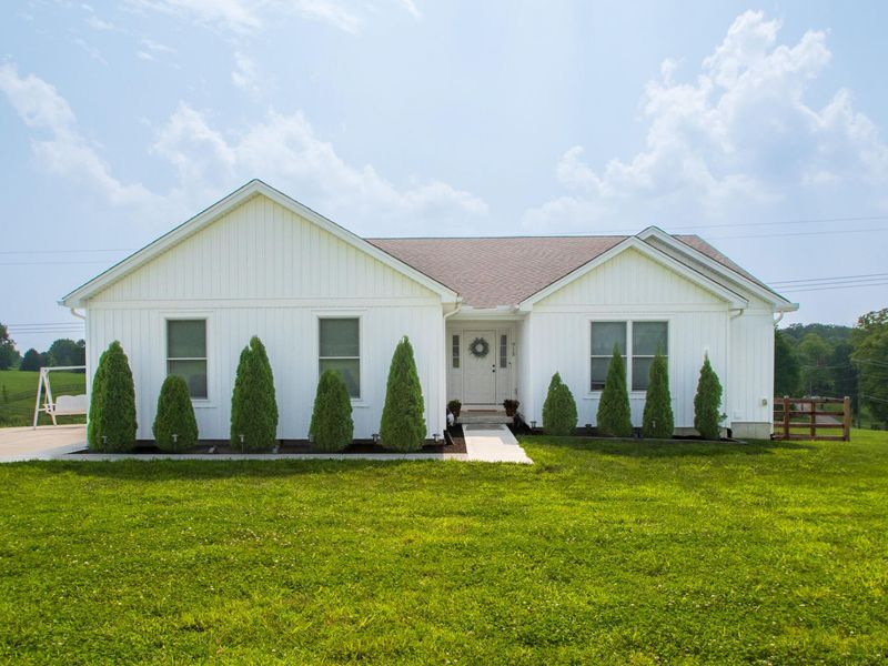 915 Eads Road, Crittenden, KY 41030 Photo 3