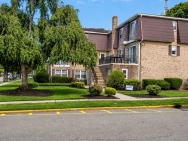 120 Fairview Ave, Unit 3 B, Westwood, NJ 07675