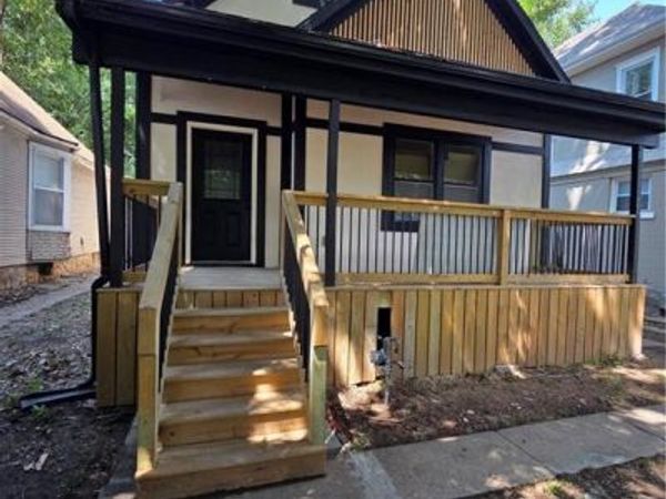 3222 E 11th Street, Kansas City, MO 64127