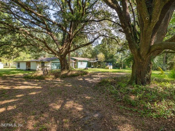 48565 CRAWFORD Lane, Hilliard, FL 32046