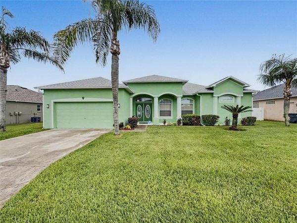 8155 WOODVINE CIRCLE , LAKELAND, FL 33810