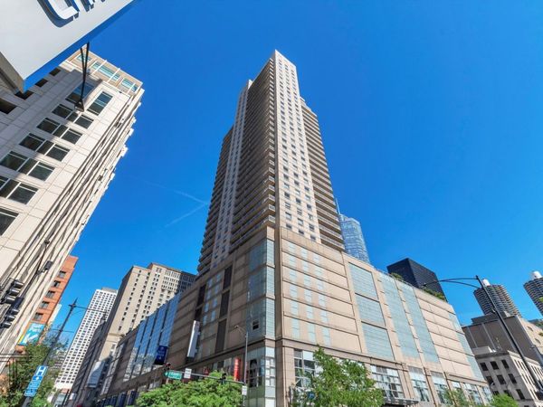 545 N DEARBORN Street , Unit 2503, Chicago, IL 60654