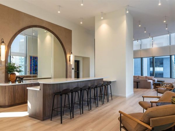 225 N Miami Ave , Unit 2904, Miami, FL 33128