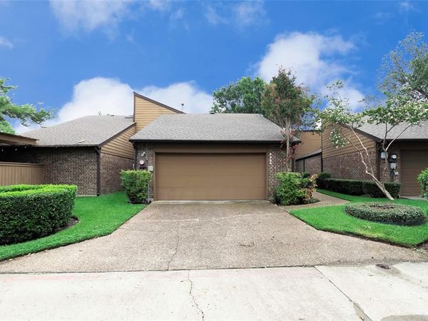 3304 Scarlet Oak Court, Farmers Branch, TX 75234