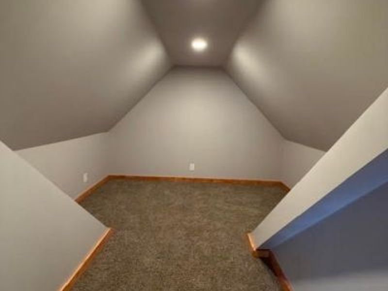 414 Parkview Drive, Girard, OH 44420 Photo 13