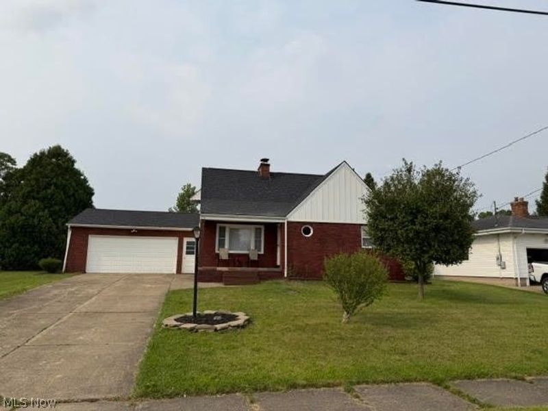 414 Parkview Drive, Girard, OH 44420 Photo 2