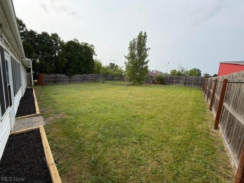 414 Parkview Drive, Girard, OH 44420 Photo 21