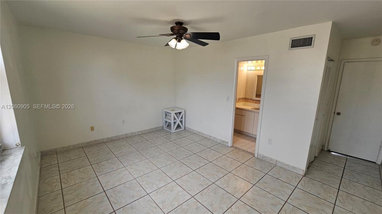 1651 NE 115th St , Unit 26C, Miami, FL 33181 Photo