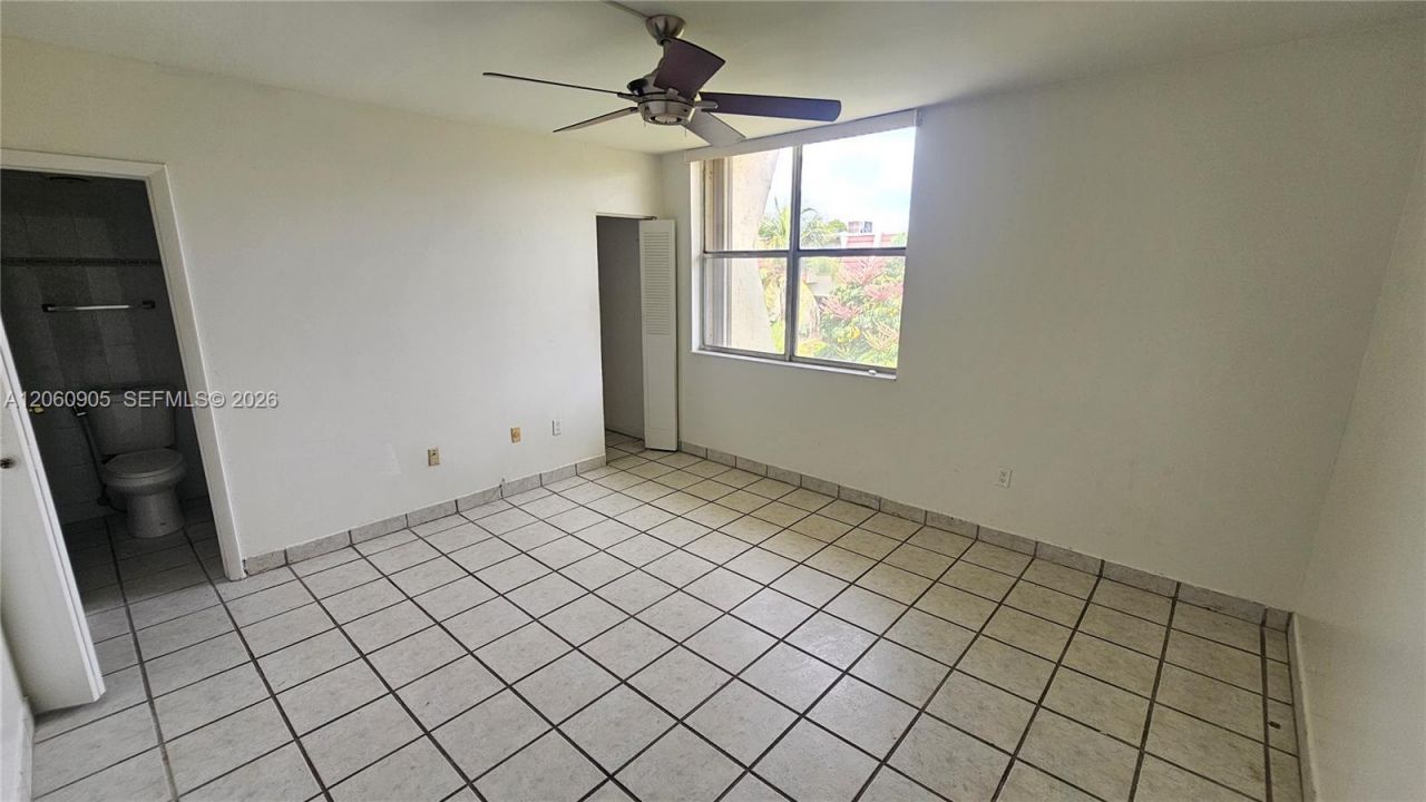 1651 NE 115th St , Unit 26C, Miami, FL 33181 Photo