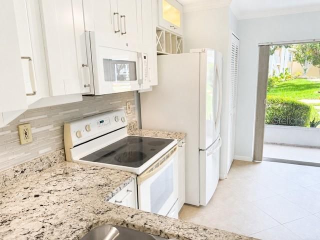2106 Gulf View Boulevard, Unit 2106, Dunedin, FL 34698 Photo