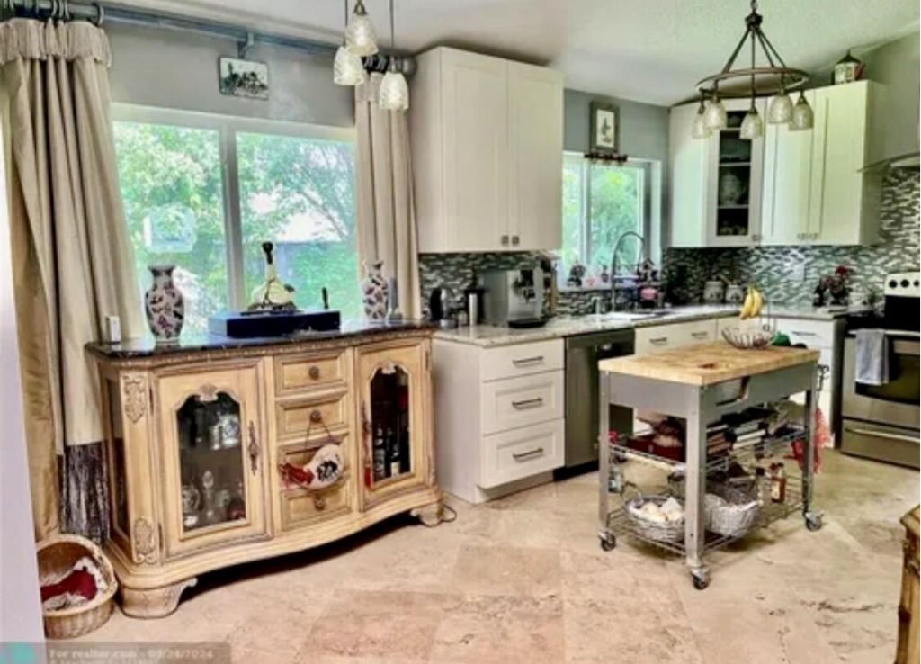 9285 NW 44th Court, Coral Springs, FL 33065 Photo