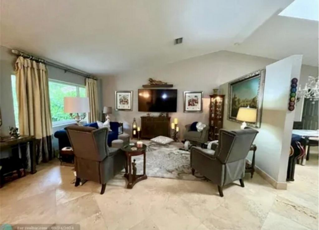 9285 NW 44th Court, Coral Springs, FL 33065 Photo