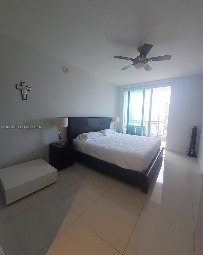 90 SW 3rd St , Unit 3104, Miami, FL 33130 Photo